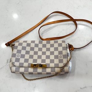 LOUIS VUITTON Authentic 
Damier Azur Favorite pm